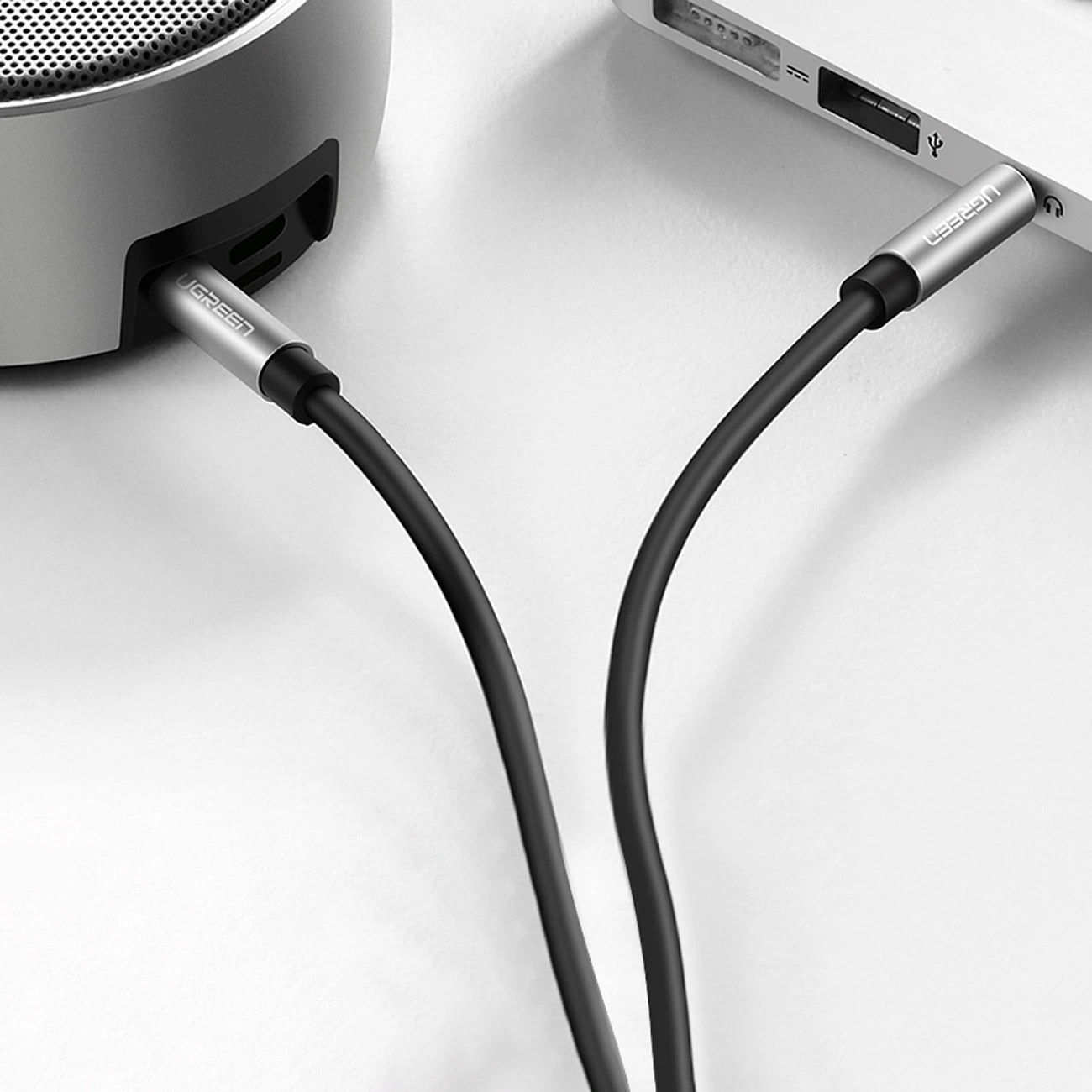 Audio-Kabel 3.5mm - 3.5mm UGREEN AV119, 2m, Schwarz