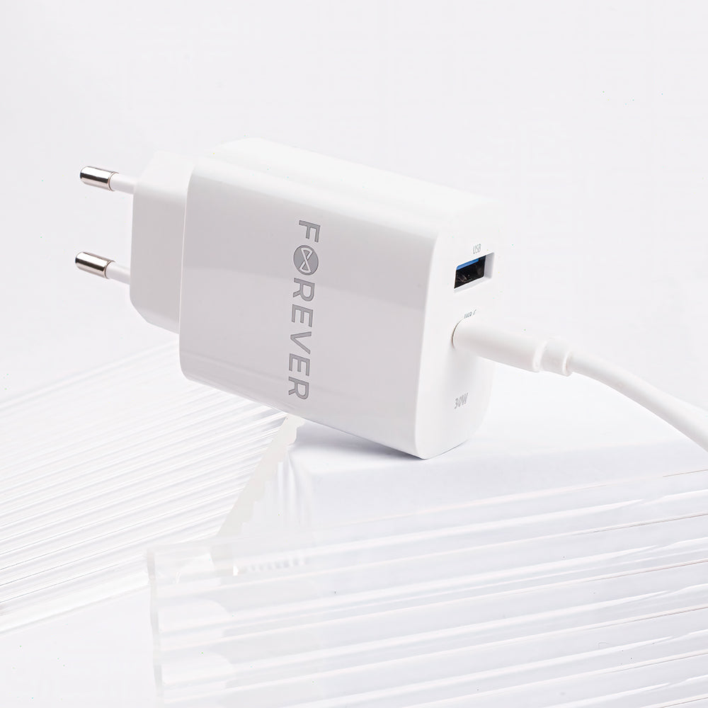 Forever Netzwerk-Ladegerät TC-07-30AC, 30W, 3A, 1 x USB-A - 1 x USB-C, Weiß