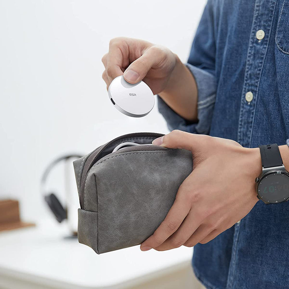 Wireless-Netzladegerät ESR HaloLock, 15W, 1.67A, Weiß