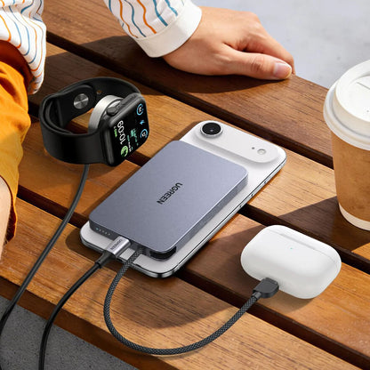 UGREEN PB570 Wireless Power Bank (65839B), 10000mAh, 30W, PD + FQI, 1 x QI - 2 x USB-C, Blue