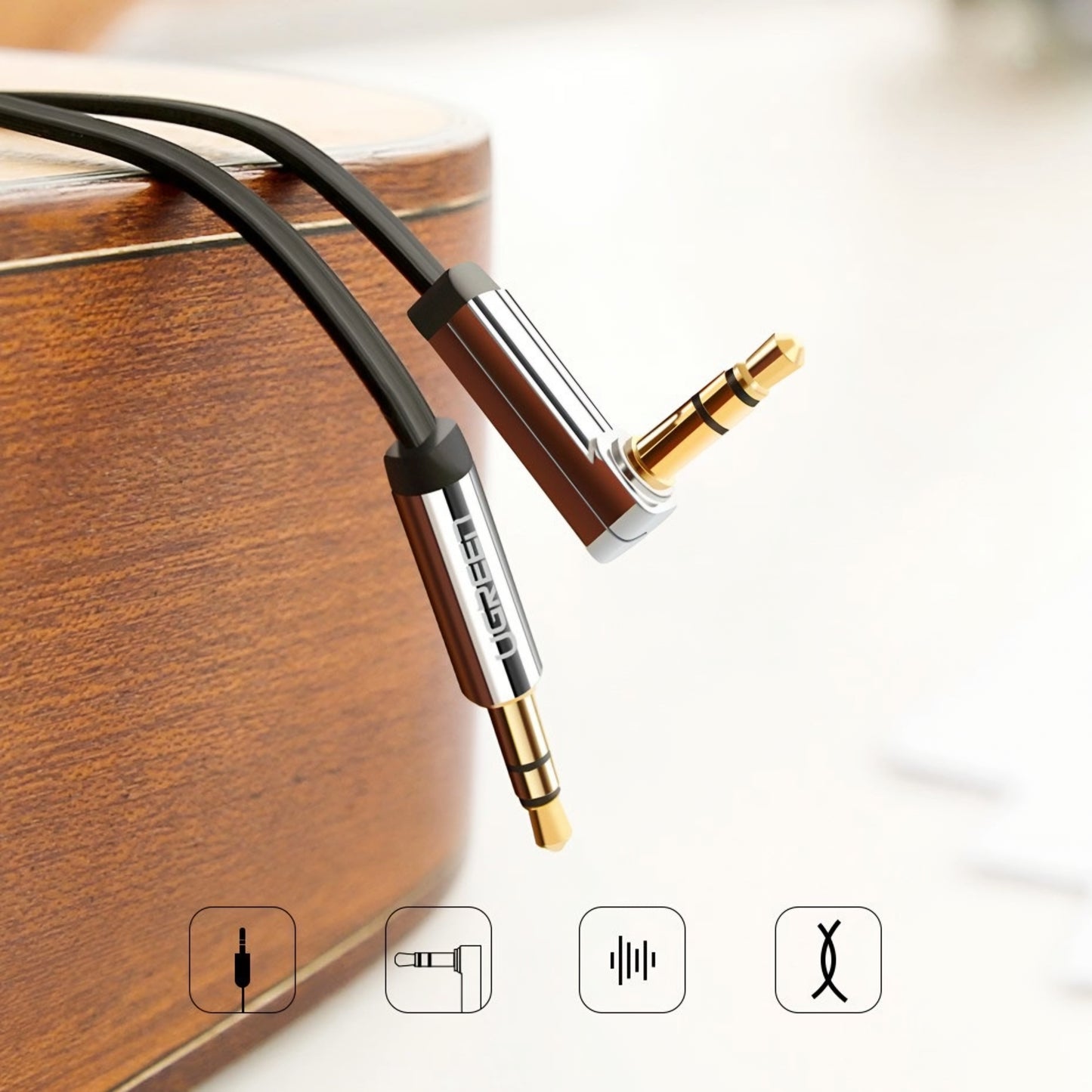 Audio-Kabel 3.5mm - 3.5mm UGREEN AV119 Angled, 2m, Schwarz