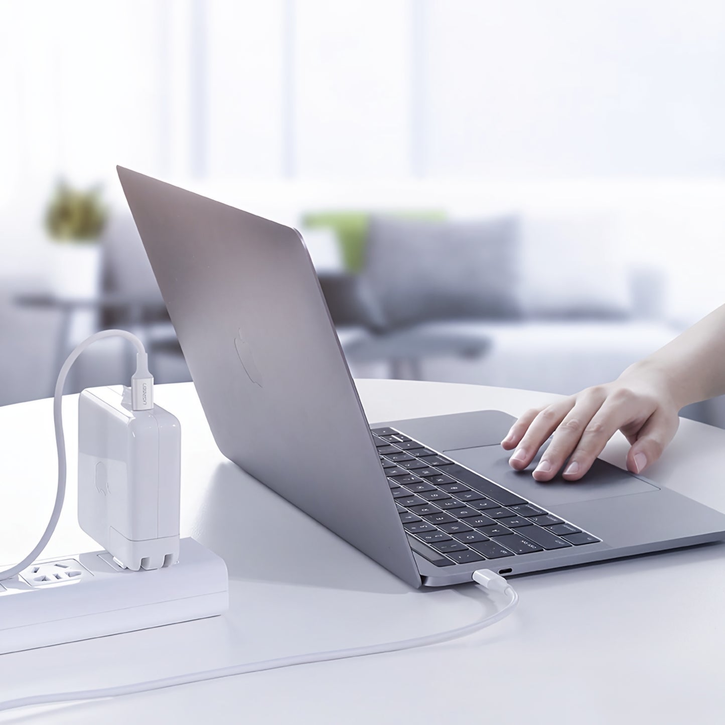 USB-C zu USB-C Daten- und Ladekabel UGREEN US300, 100W, 2m, Weiß