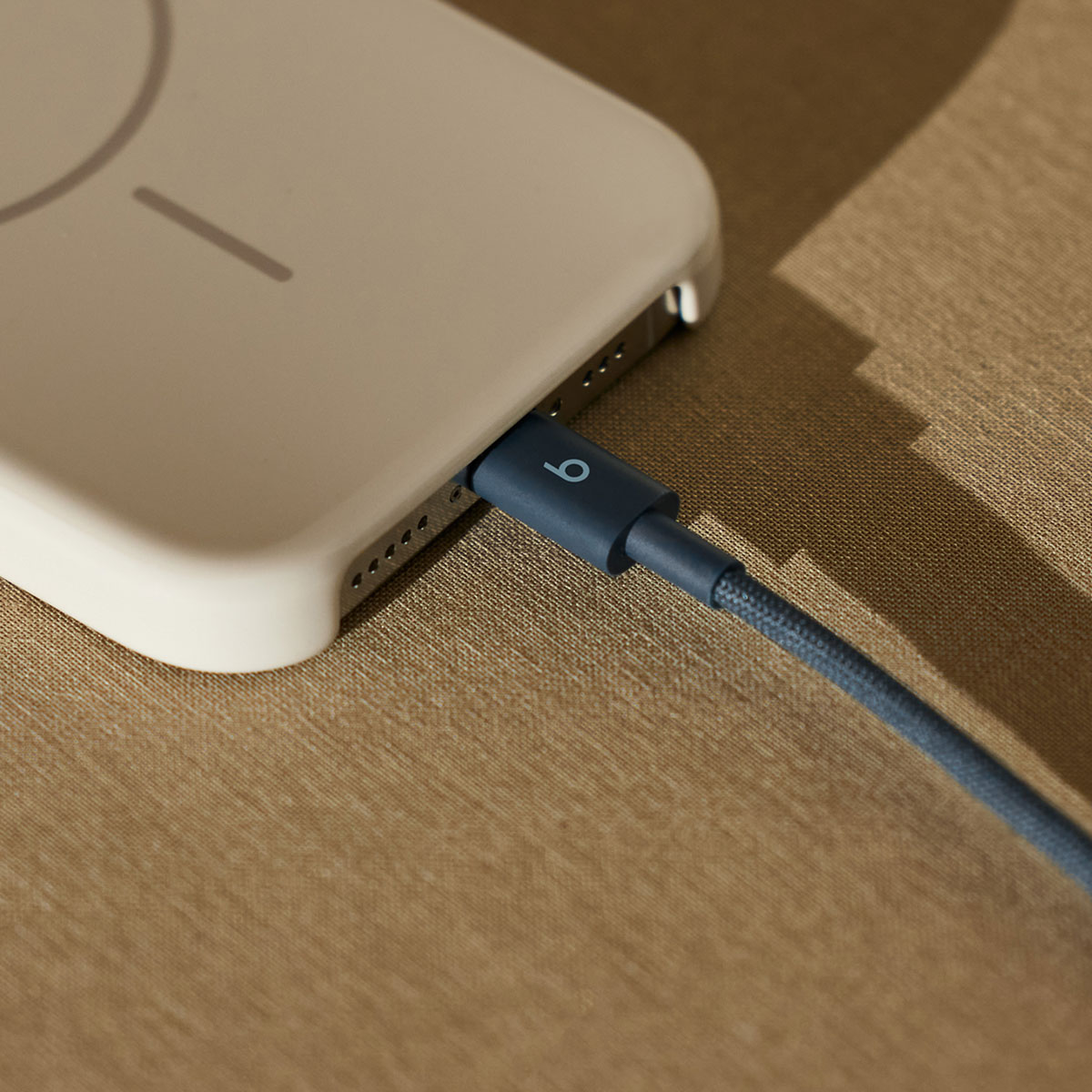 USB-C Daten- und Ladekabel - USB-C Beats, 1,5m, Blau MDGE4ZM/A