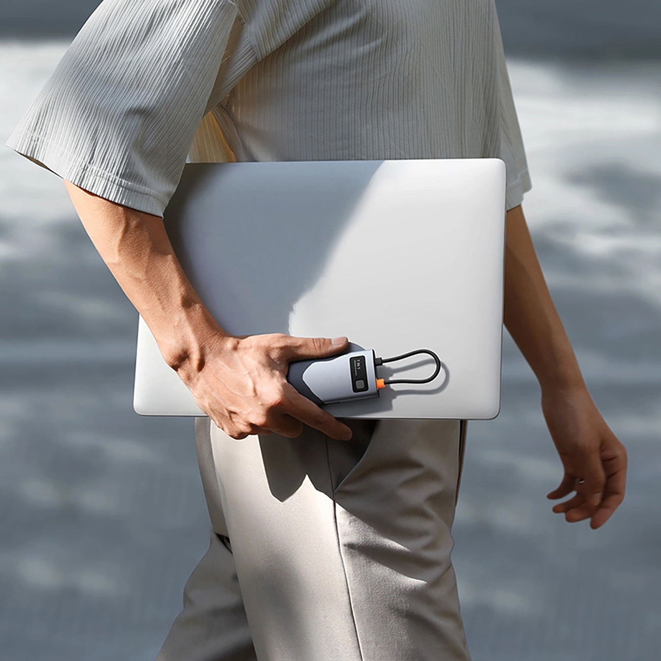 Hub USB-C Baseus Metal Gleam, 3 x USB-A 3.0 - 1 x USB-C - 1 x HDMI - 1 x SD - 1 x microSD, Grau B00030708811-01