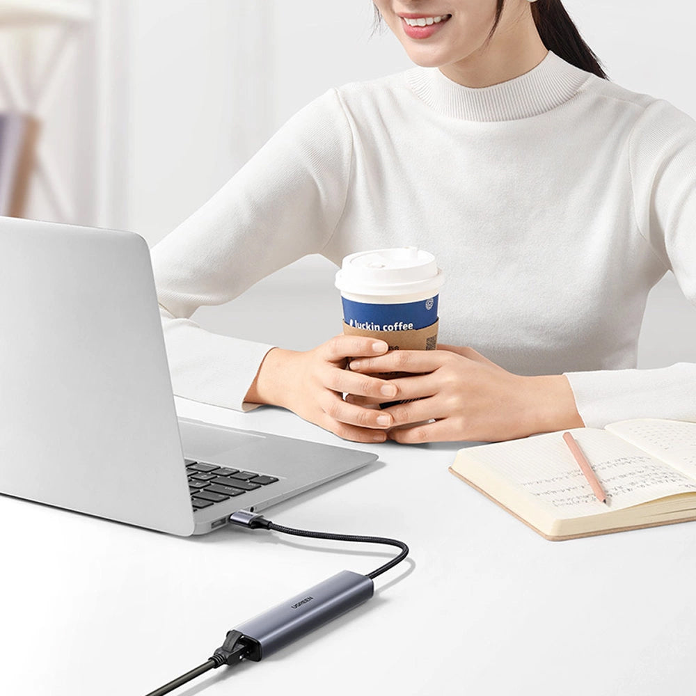 USB-Hub UGREEN CM475, 3 x USB-A 3.0 - 1 x USB-C - 1 x RJ45, Grau