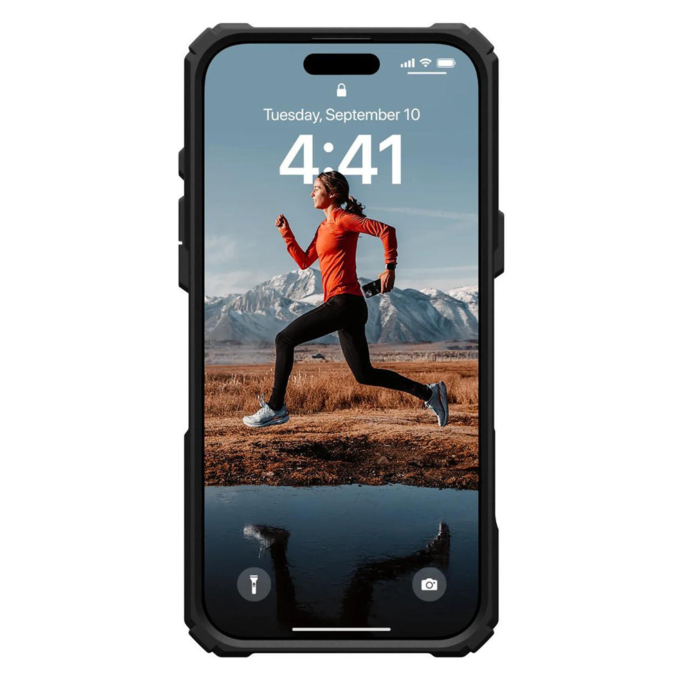 MagSafe-Hülle für Apple iPhone 16 Pro, Urban Armor Gear, Plasma XTE, Schwarz Transparent