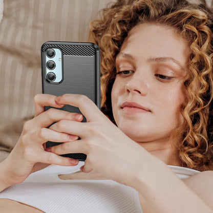 Hülle für Samsung Galaxy M35, Techsuit, Carbon, Schwarz