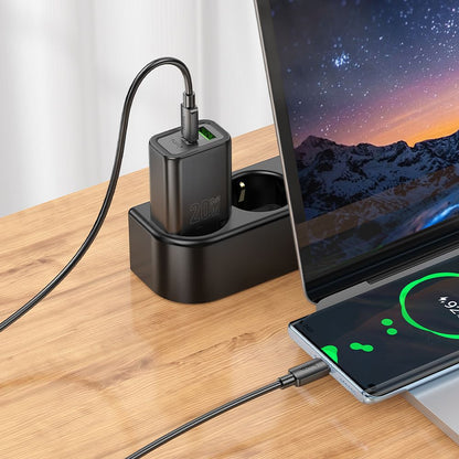 Netzladegerät mit Lightning-Kabel HOCO N61, 20W, 3A, 1 x USB-A - 1 x USB-C, Schwarz