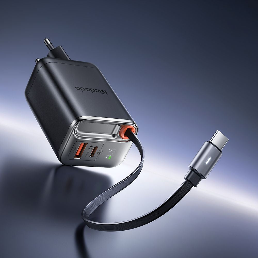 Netzladegerät mit USB-C Kabel McDodo CH-4100 FreeGo Display, 67W, 3.35A, 1 x USB-A - 1 x USB-C, Schwarz
