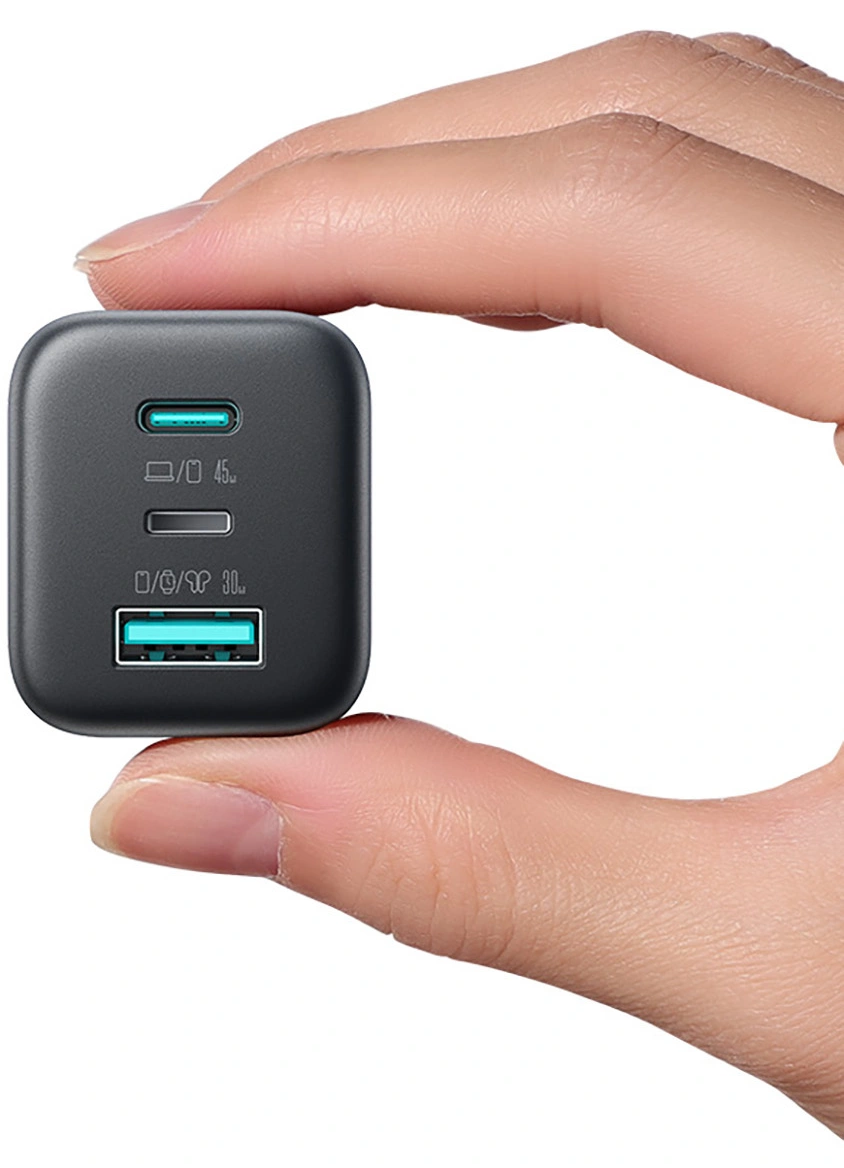 Joyroom Netzladegerät JR-TO1, 45W, 3A, 1 x Lightning - 1 x USB-A - 1 x USB-C, Schwarz