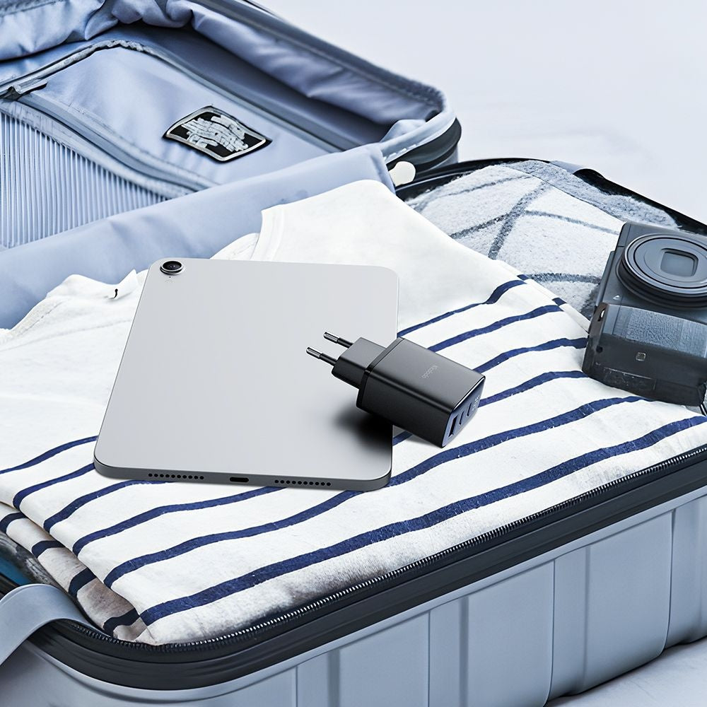 Netzladegerät McDodo CH-2180 Display, 30W, 3A, 1 x USB-A - 2 x USB-C, Schwarz